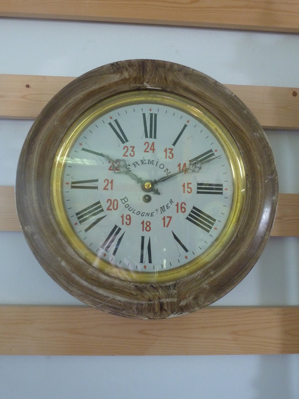 Schoolklokken te koop bij Tjitte Talsma in Friesland